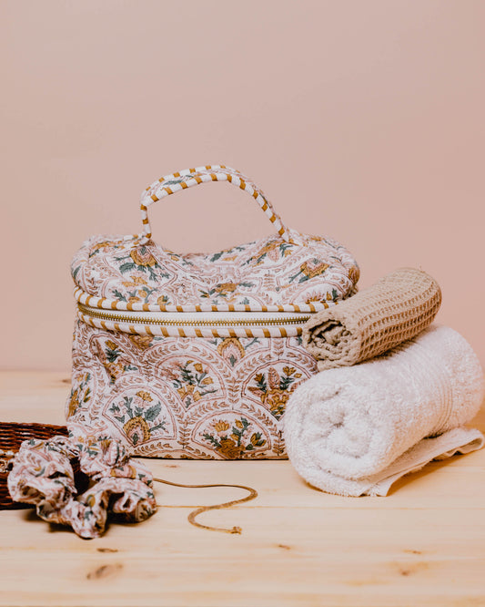 Pink City Courtyard Vanity Case