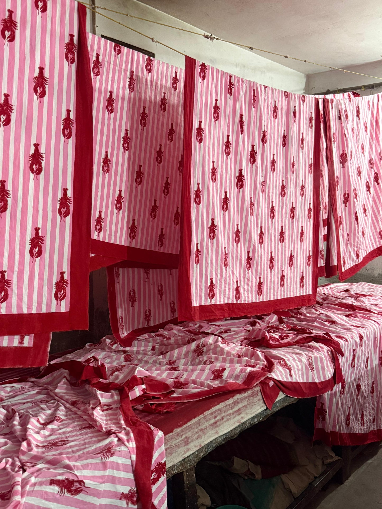 SECONDS Lobster and Pink Stripe Table Cloth - Six Seater