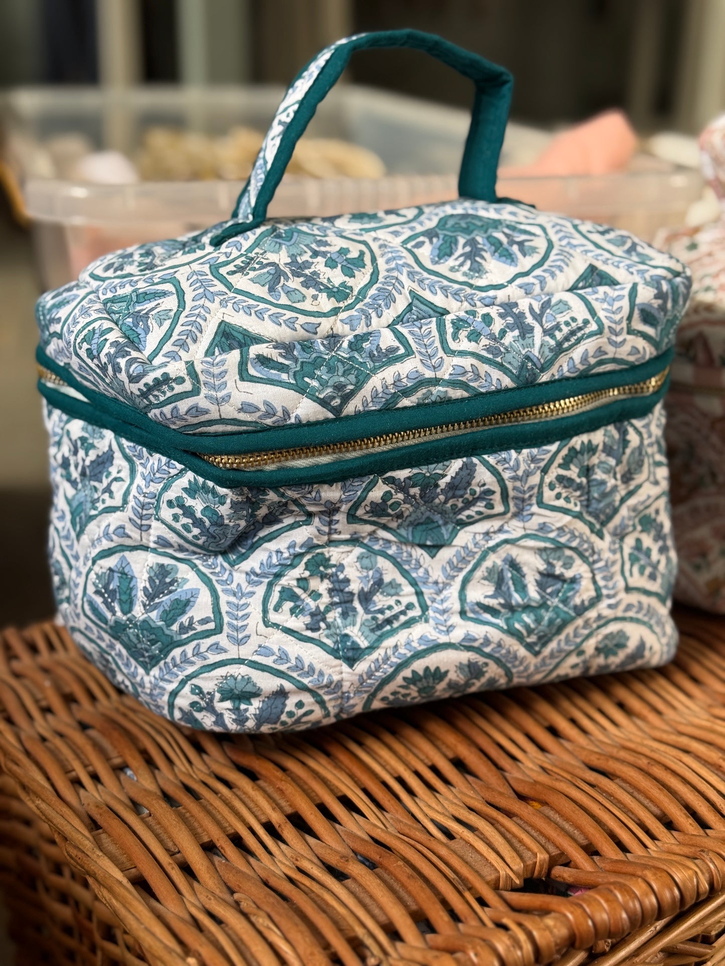 Blue City Courtyard Vanity Case