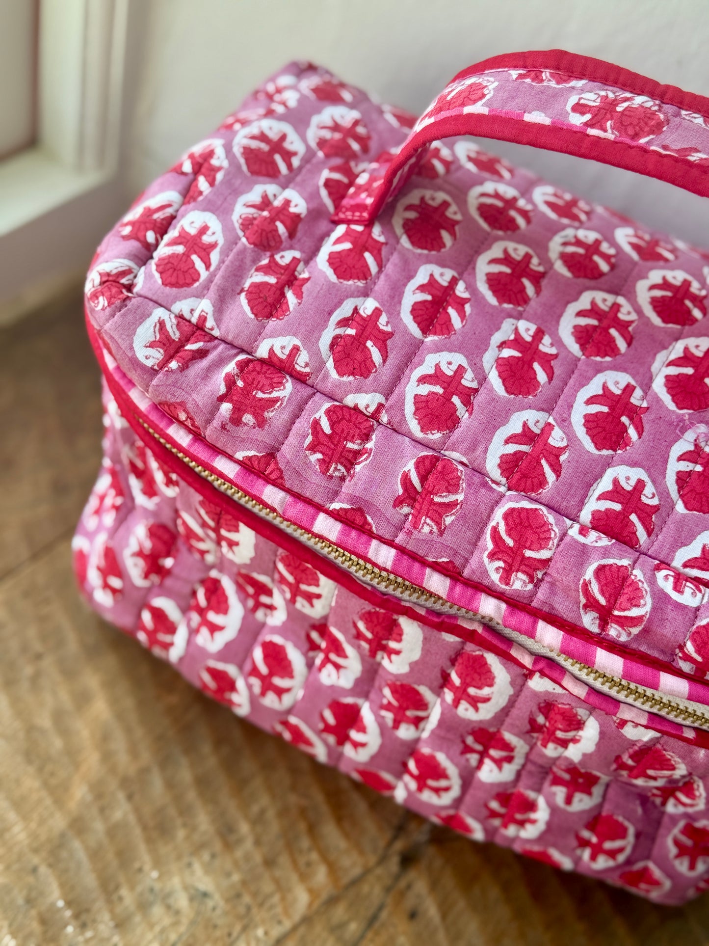 Pink Buti Vanity Case